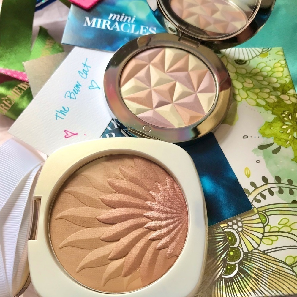 La Mer The Illuminating Power & Bronzer